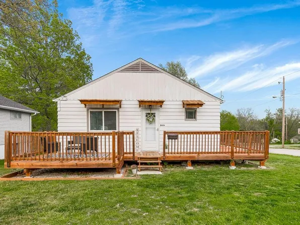 1420 Main St, Osawatomie, KS 66064