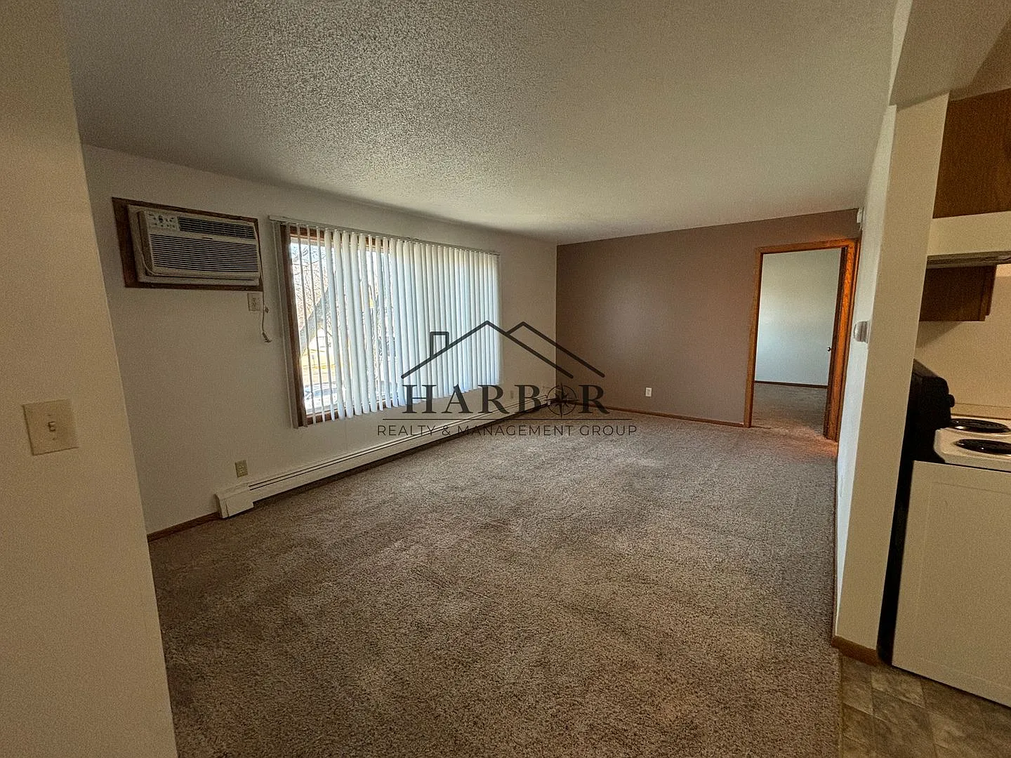 Hayfield Greens Apartments — Photo 2