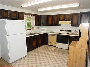 5th image of 142 Saint Ann Way