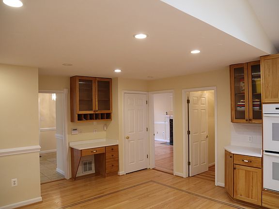5th image of 11417 Beechgrove Ln