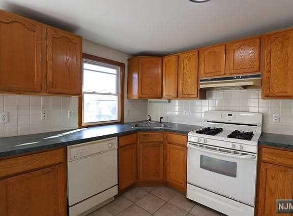 2nd image of 24-26 1st St #2