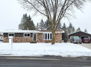 438 Birch Ln, Reedsville, WI 54230