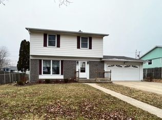 1939 Fairview Dr, Beloit, WI 53511