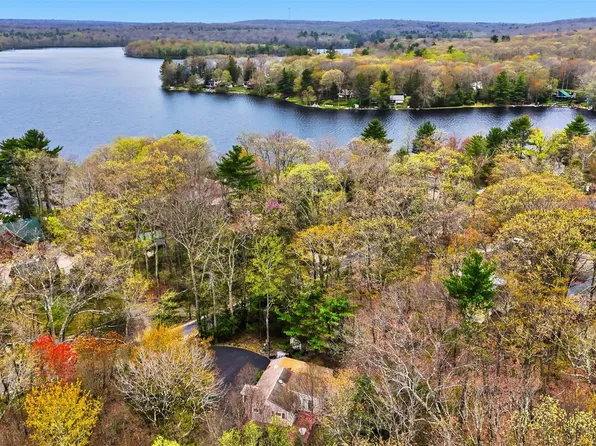 136 N Shore Drive, Wurtsboro, NY 12790