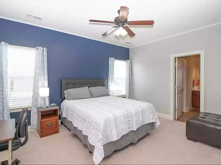 219 Rowlette Cir — Photo 10