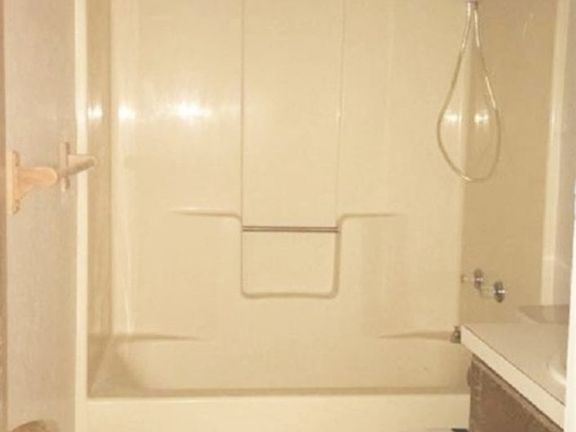 5th image of 4001 NW Ozmun Ave APT L