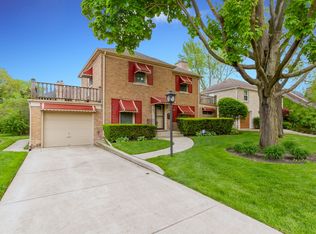 6923 N Kilpatrick Ave, Lincolnwood, IL