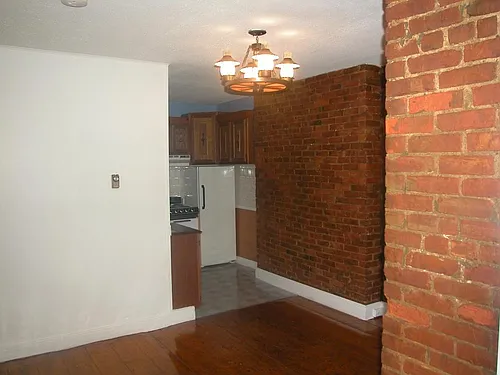 187 Saint Botolph St #1 Photo 1