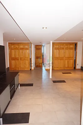 Rented by Citi Nest Group LLC | media 27