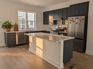 2003 Tysons Ridgeline Rd, Falls Church, VA 22043