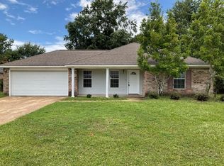 3525 N 10th St, Ocean Springs, MS 39564