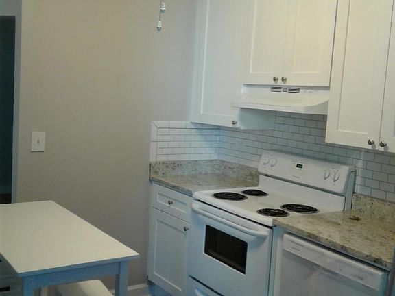 2nd image of 3607 W Palmer St #1R