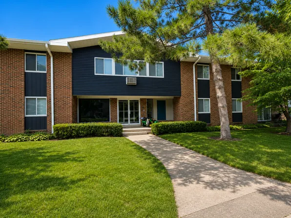 Galway Bay Apartments, 2118 Allen Blvd #20, Middleton, WI 53562