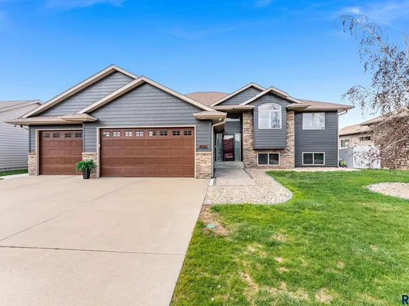 4012 W 90th St, Sioux Falls, SD 57108