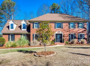 11101 Seven Coves Dr, Tega Cay, SC 29708