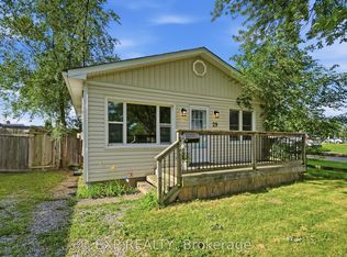 29 Rockwood Ave, Saint Catharines, ON L2P 1E6