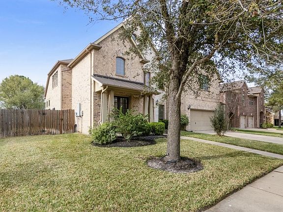 2nd image of 20410 Trumbull Ridge Dr