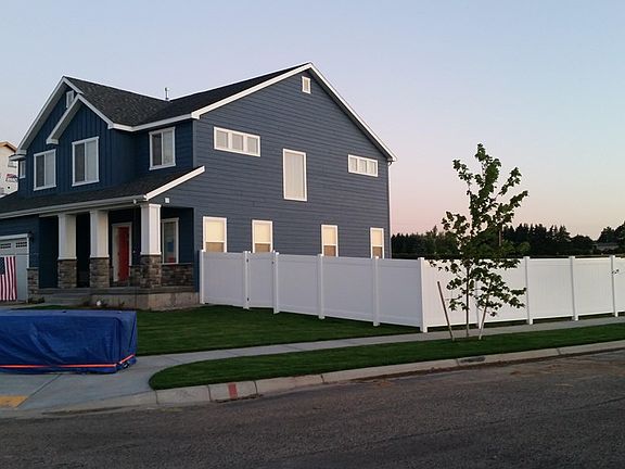 2nd image of 255 Jefferson Dr