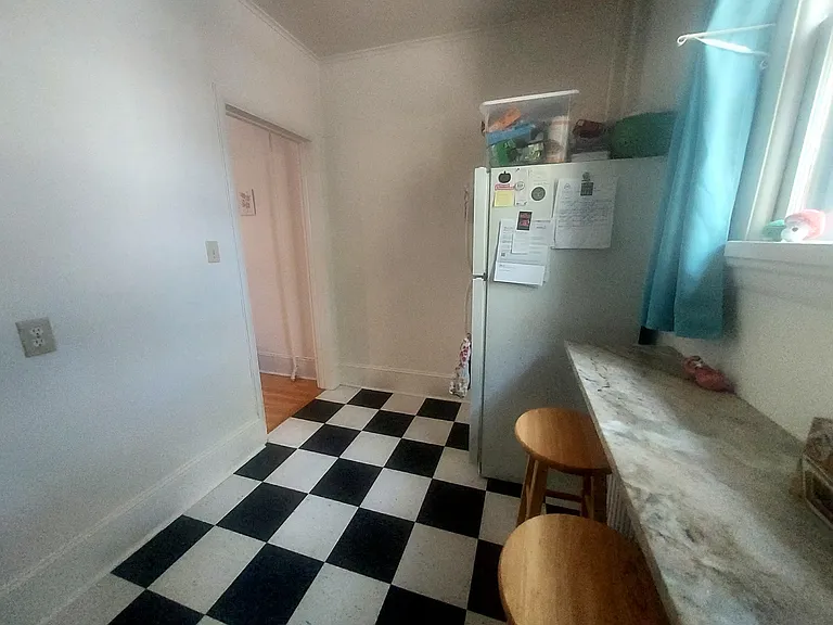 1829 5th Ave #2-R — Photo 6