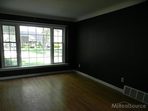 3rd image of 2356 Mortenson Blvd