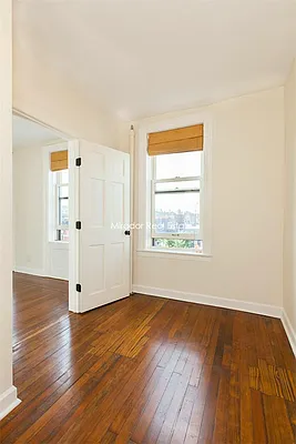 Rented by Mirador Real Estate | media 20