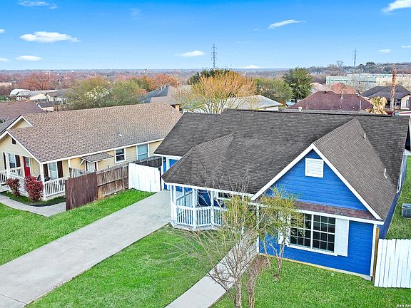 5th image of 2838 Wyoming St