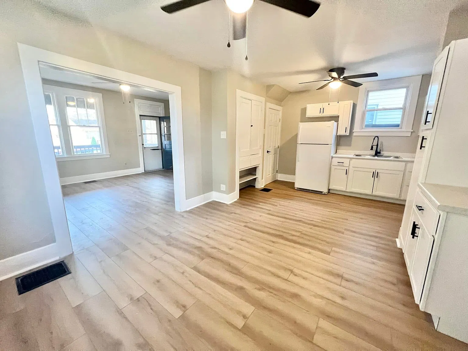 2 bed, 936 sqft, $1,185 — Photo 4