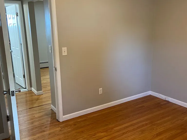 122 N Lafayette Ave — Photo 9