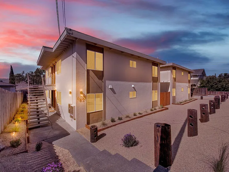 610 Military E — Photo 3