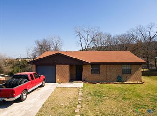 930 Dryden Ave, Copperas Cove, TX 76522