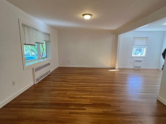 4th image of 4518 220th Pl Floor 1