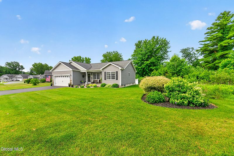 3rd image of 29 Quarry Circle Way