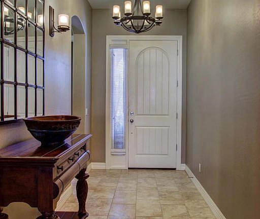 4th image of 2454 N Maiden Ct