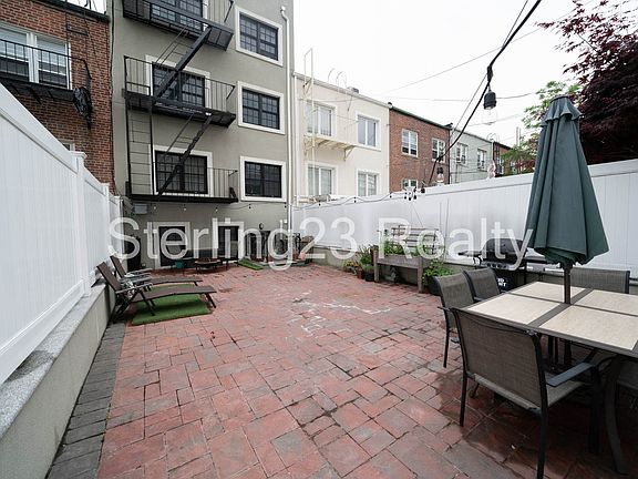 3rd image of 21-08 Steinway St #1A