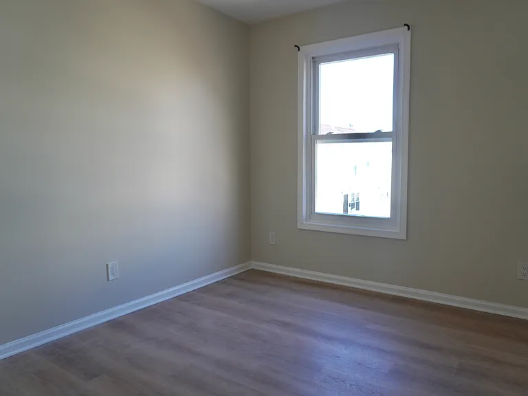 399 S 6th St #1 — Photo 13