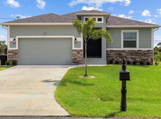 127 Rifle Rd, Rotonda West, FL 33947