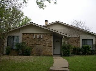 612 Middle Cove Dr, Plano, TX 75023