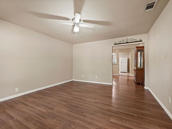 5th image of 422 N Wood St