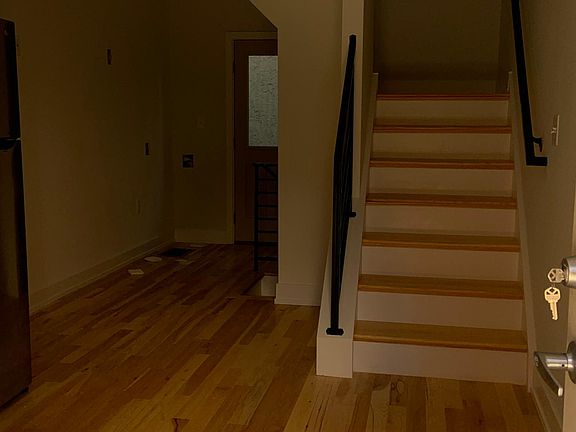 4th image of 1436 S Beulah St
