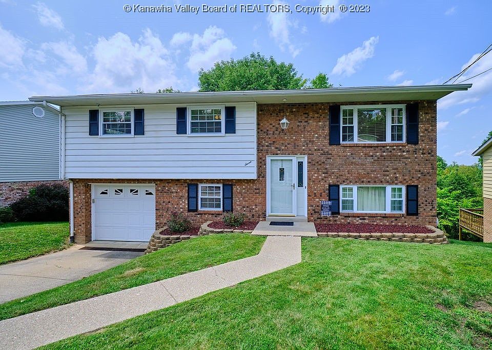 1st image of 7 Peach Tree Ln