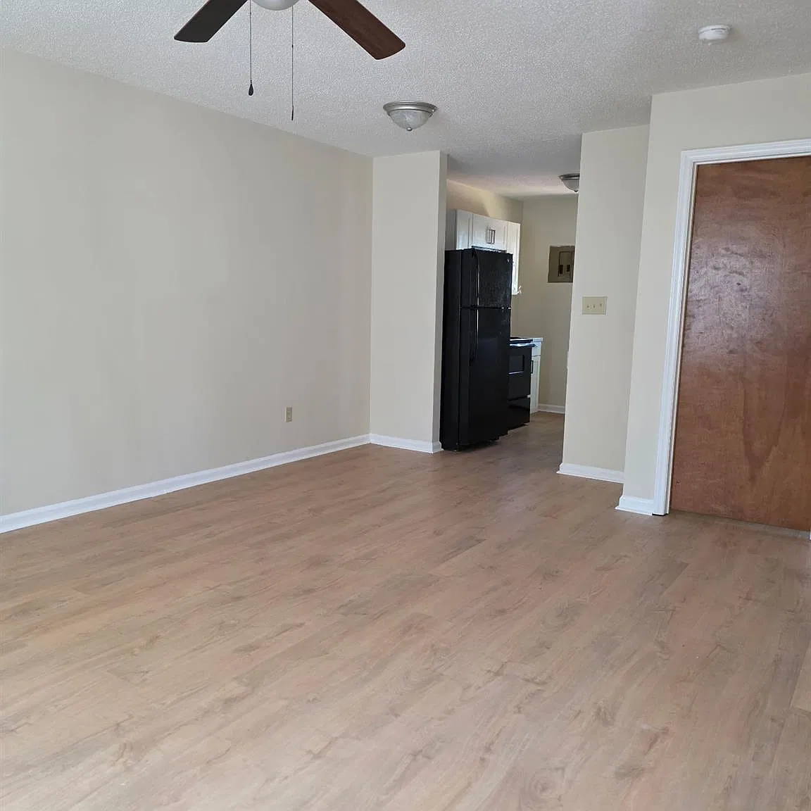 1 bed, 1.0 bath, $950 — Photo 1