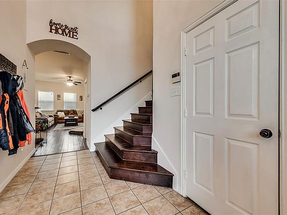 4th image of 1117 Grace Dr