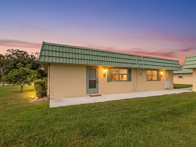 102 Cambridge Trl APT 217, Sun City Center, FL, 33573