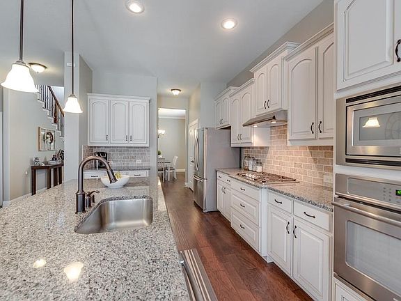 3rd image of 10205 Paul Revere Way