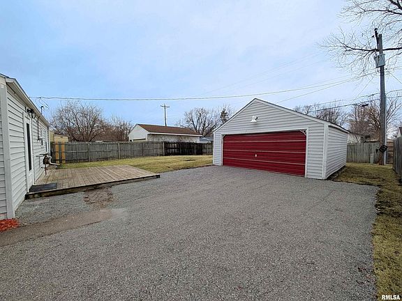 5th image of 2606 W 68th St