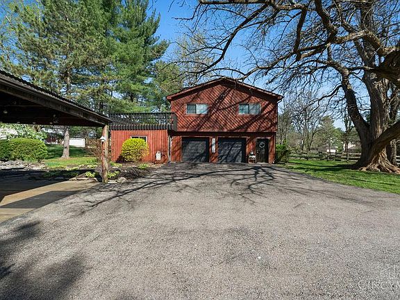 4th image of 8135 Creek Woods Pl