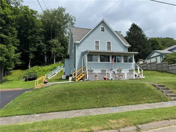 19 Baker St, Andover, NY 14806
