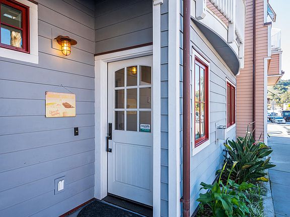 3rd image of 377 1st St #2