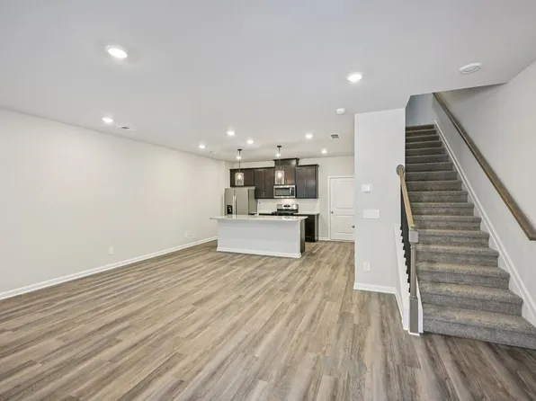 Truman Interior Unit Plan, Avalon - Vista Series