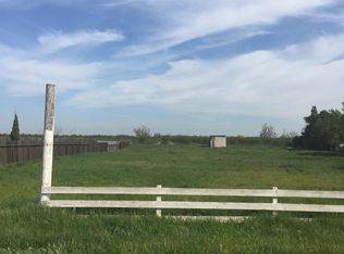 5614 McHenry Rd, Merced, CA 95341